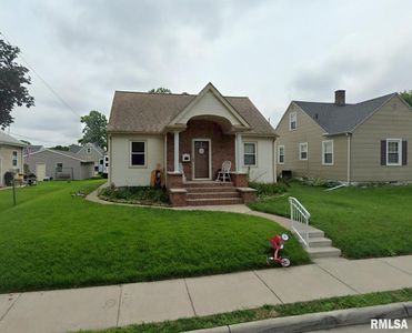 2301 Wilkes Ave, Davenport, IA, 52804