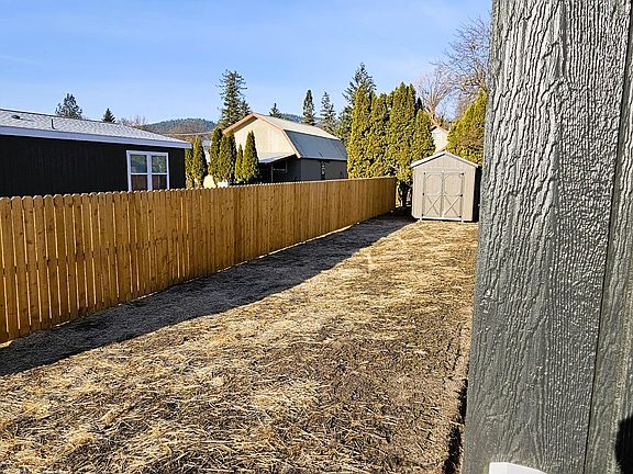 3rd image of 202 N Paisley Way