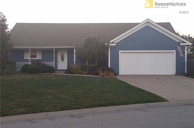 1st image of 856 SW Lee Ann Dr