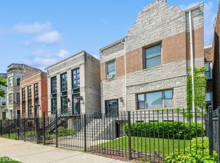 3136 S Prairie Ave #1, Chicago, IL 60616