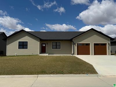 1618 Lincoln Pl SE, Orange City, IA, 51041