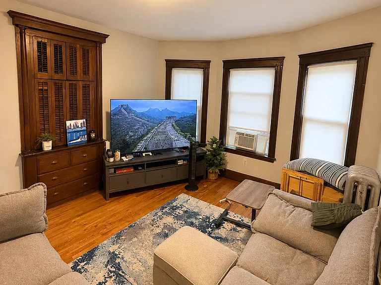 21 Berwick Rd — Photo 3