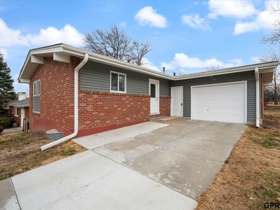 800 Northborough Ln, Lincoln, NE, 68505