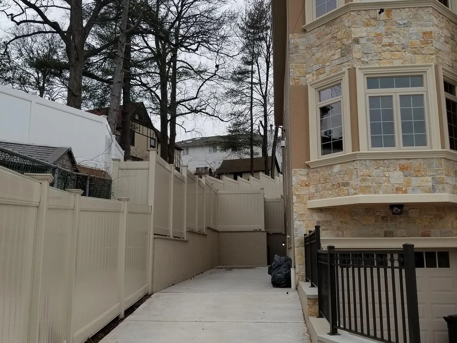 1 bed, 600 sqft, $1,600 — Photo 2