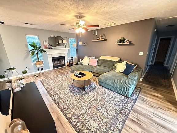 5th image of 5080 Hudson Rd