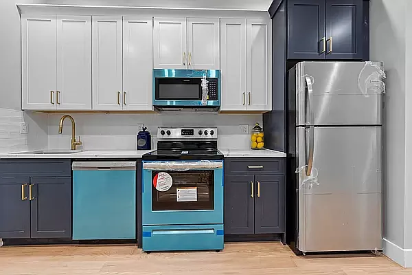 Rented by Nooklyn NYC LLC | media 13