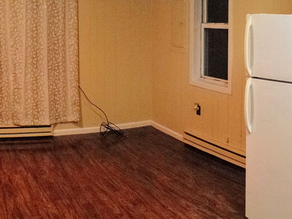 Living/Dining room area