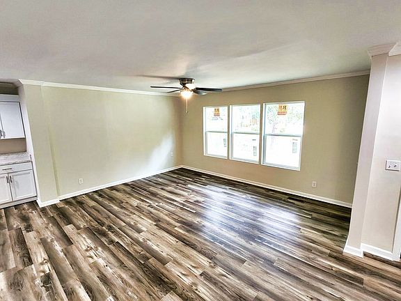 3rd image of 108 Westmont Dr