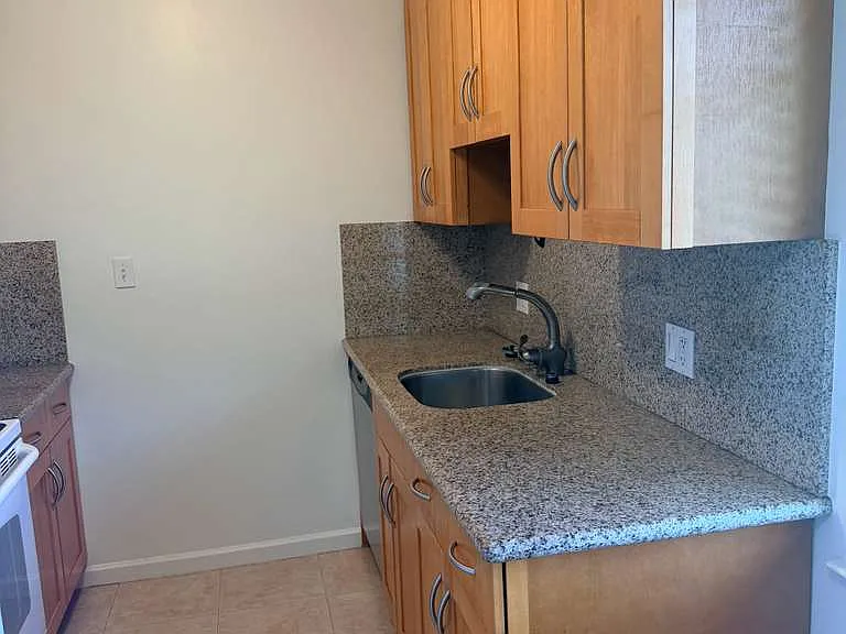 1015 W Olive Ave #3 — Photo 10
