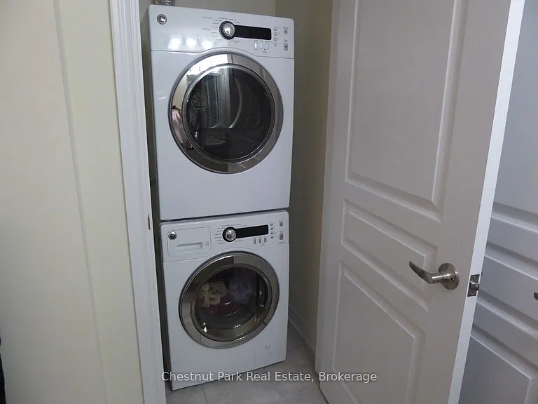 2 Cove Ct #102 — Photo 17