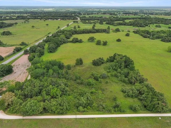 County Road 409a, Lott, TX 76656