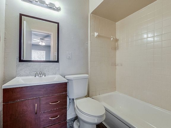 4th image of 4301 Hartford St APT 224