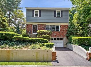 55 Desmond Ave, Yonkers, NY 10708
