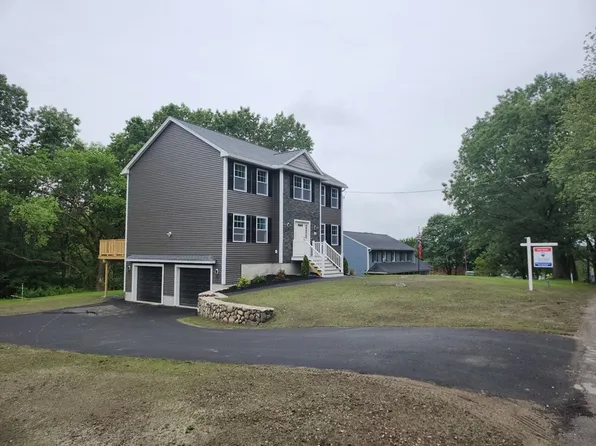 59 Baremeadow St, Methuen, MA 01844