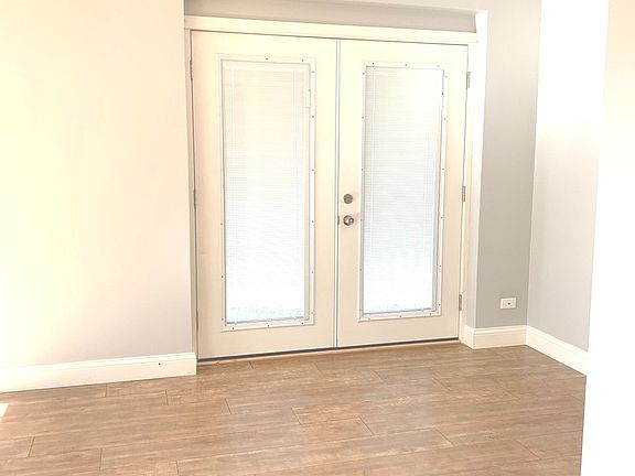 5th image of 481 Orchard St #3