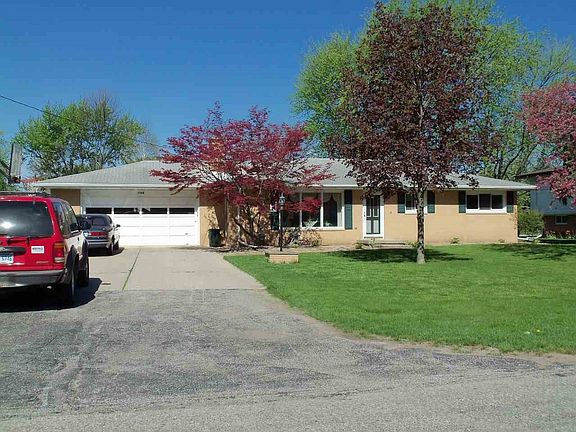 3rd image of 1765 Van Wagoner Dr