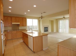 5521 Batoon Ct, Elk Grove, CA 95757