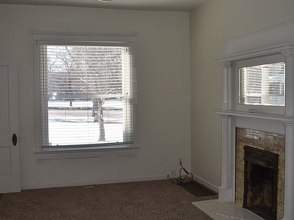 2nd image of 1939 Park Ave