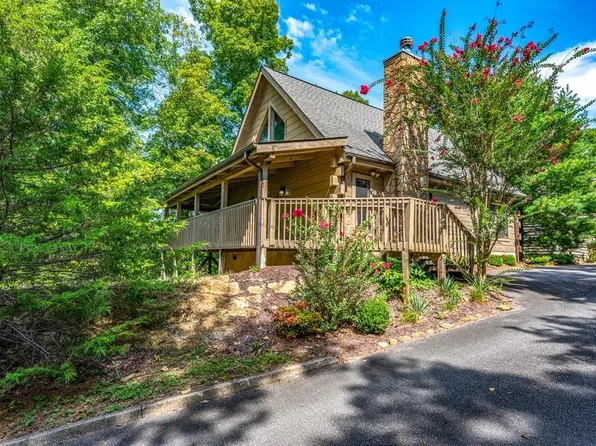 2119 Wingspan Dr, Sevierville, TN 37876