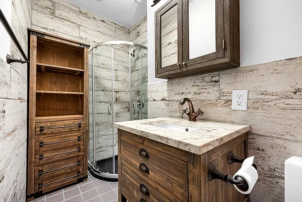 Rented by Compass | media 8