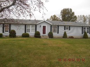 1911 Miami Dr, Warsaw, IN 46580