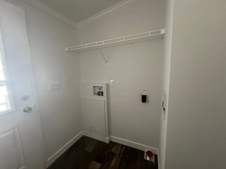 587 Leopard Ln #587 — Photo 14