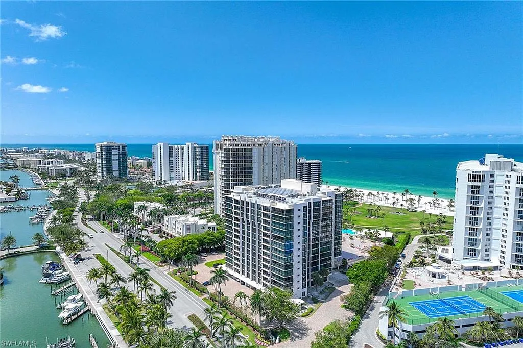 2 bed, 2.0 bath, 2116 sqft, $12,000 — Photo 4