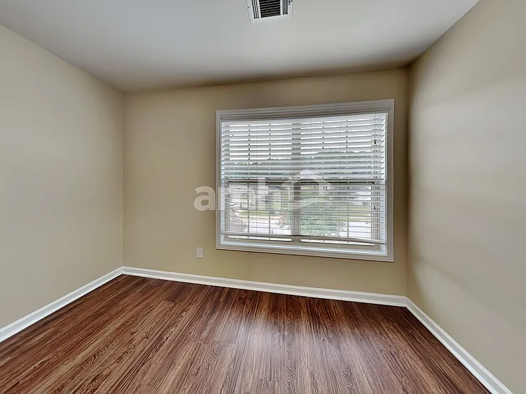 102 Shefleys Rd — Photo 12