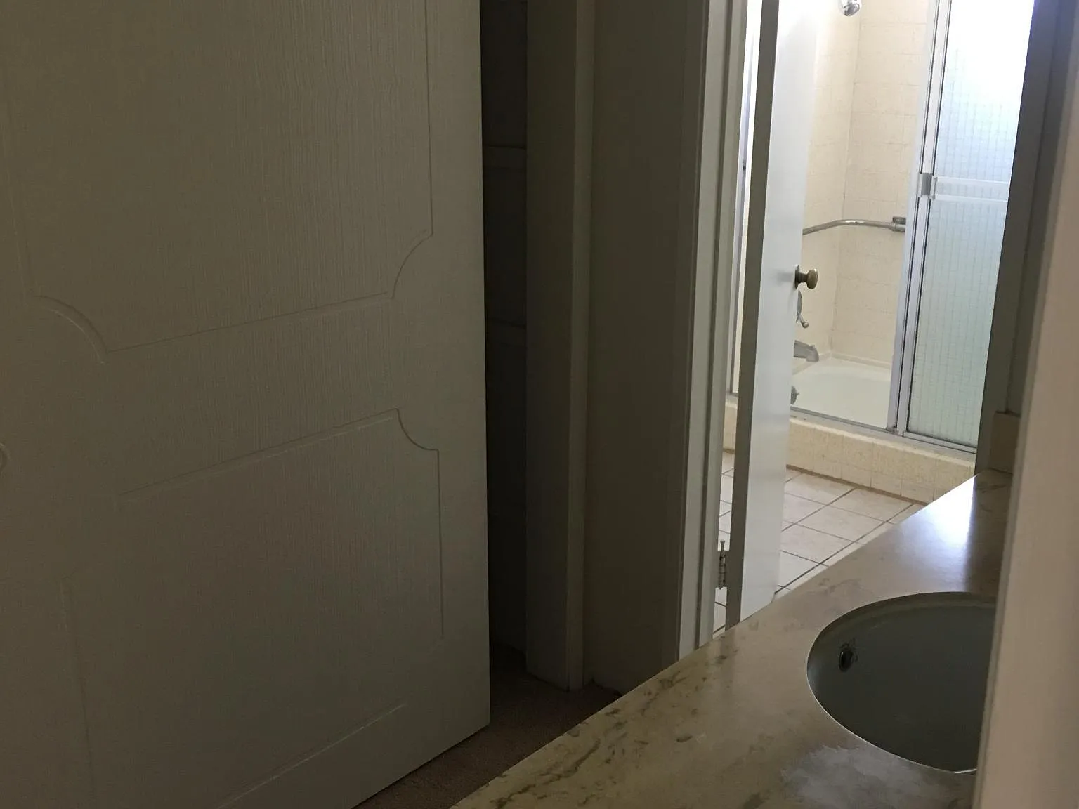 Studio, 600 sqft, $1,475 — Photo 4