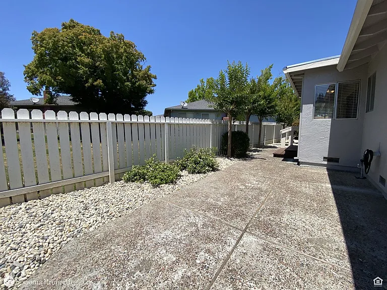 237 Temelec Cir — Photo 20