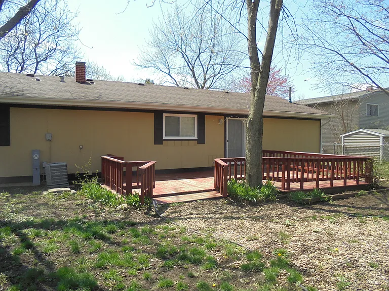 66 Barrow Dr — Photo 31