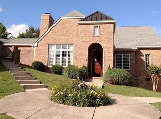 102 College Ct, Dickson, TN 37055
