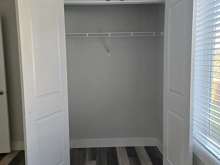 6242 Dwyer Cres — Photo 11