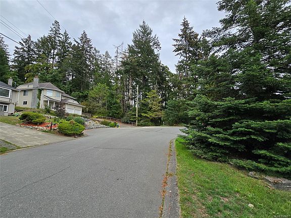 5th image of LOT Deborah Dr #A
