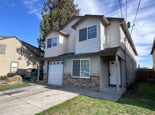 922 NE 94th Ave, Portland, OR 97220