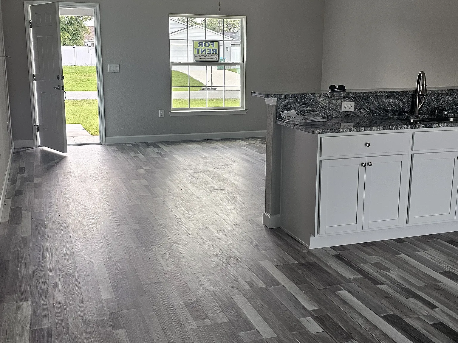 3 bed, 1315 sqft, $1,775 — Photo 3