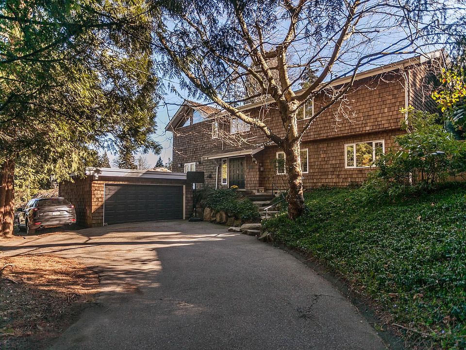 1st image of 4956 Marine Dr