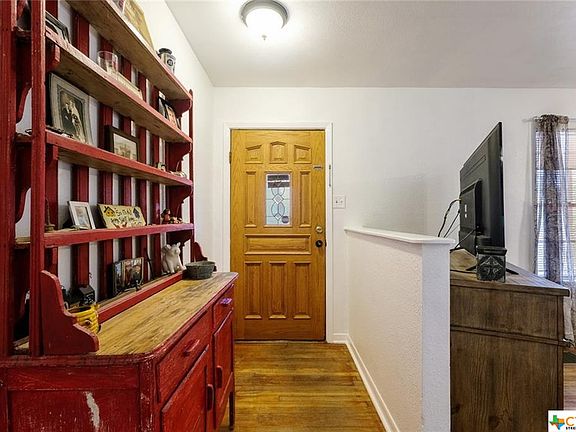 4th image of 876 Eikel St