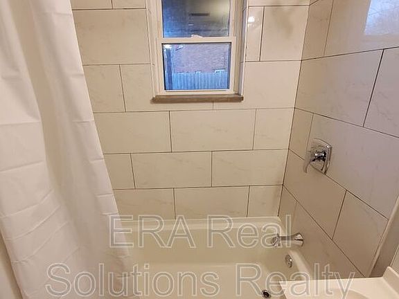 4th image of 3636 Seabrook Ave Unit A