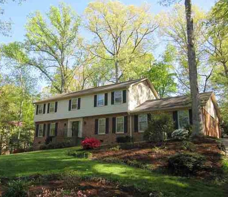 1st image of 203 Holly Park Dr