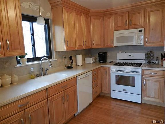 5th image of 23 San Giacomo Dr
