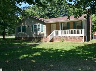 422 Willow Dr, Piedmont, SC 29673