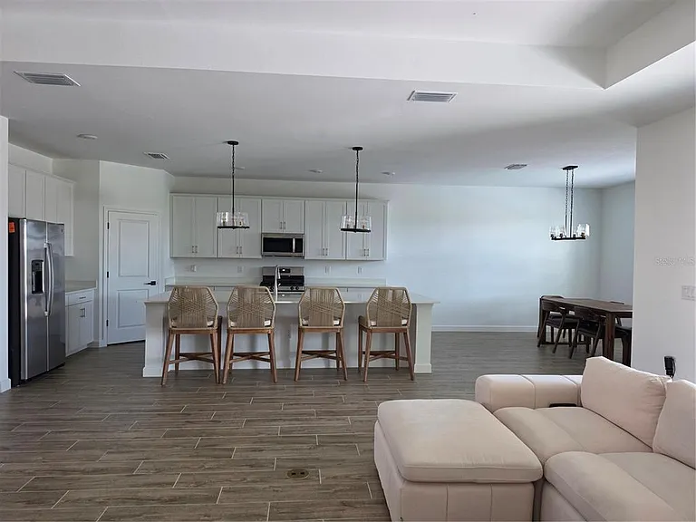 18334 Ridgeline Dr — Photo 8