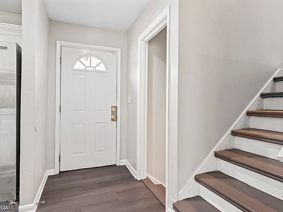 4th image of 3917 Wedgefield Cir