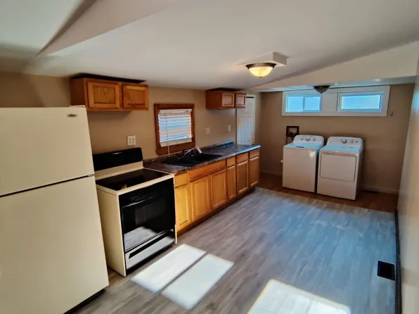 643 28th St, Catlettsburg, KY 41129