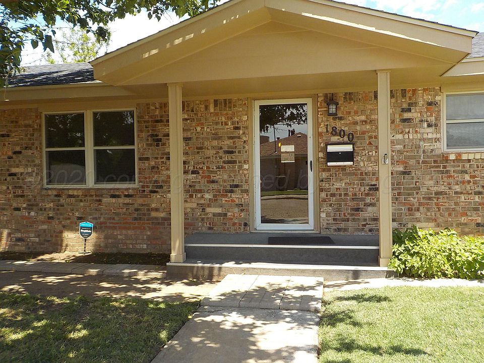 1st image of 1800 W 22nd Ave