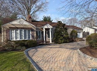 668 Hillsdale Ave, Hillsdale, NJ 07642