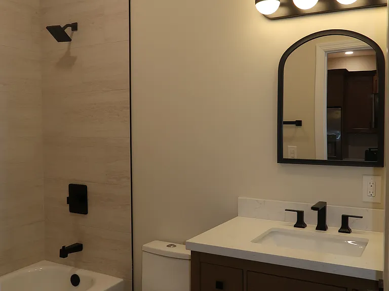 30 Edison St #30A — Photo 1