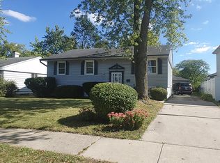 1613 Amy Ave, Glendale Hts, IL