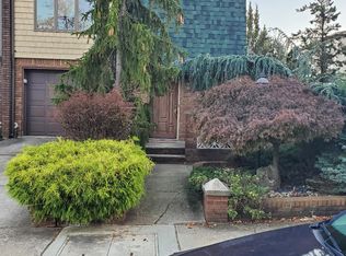 66 Dorval Ave, Staten Island, NY 10312